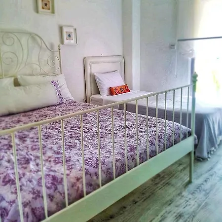 Fullmoon Rooms Cesme Гостьовий будинок