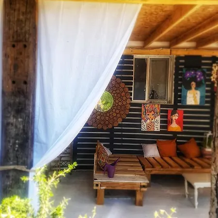 Fullmoon Rooms Cesme *