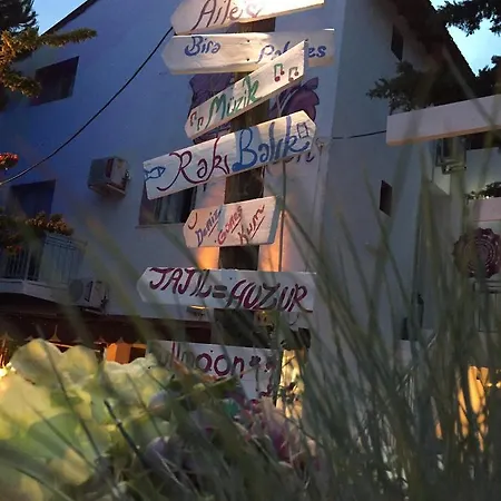 Гостьовий будинок Fullmoon Rooms Cesme
