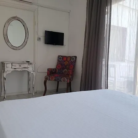 Fullmoon Rooms Cesme Гостьовий будинок