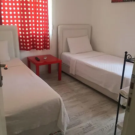 Fullmoon Rooms Cesme Гостьовий будинок *